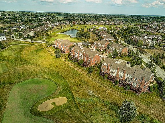 3rd image of 1 Shoreacres Dr