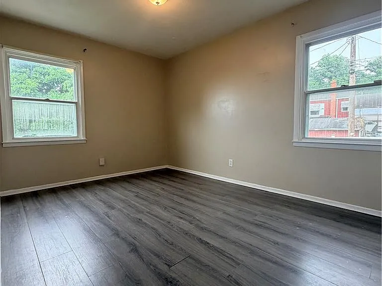 2521 S Lumber St — Photo 17