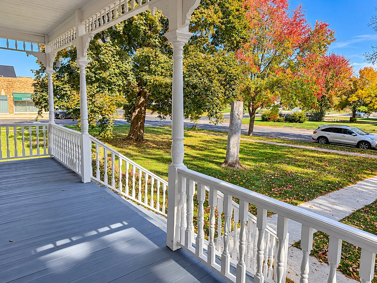2 bed, 2.5 bath, 1300 sqft, $2,400 — Photo 3