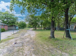 1023 S Saint Augustine Dr, Dallas, TX 75217