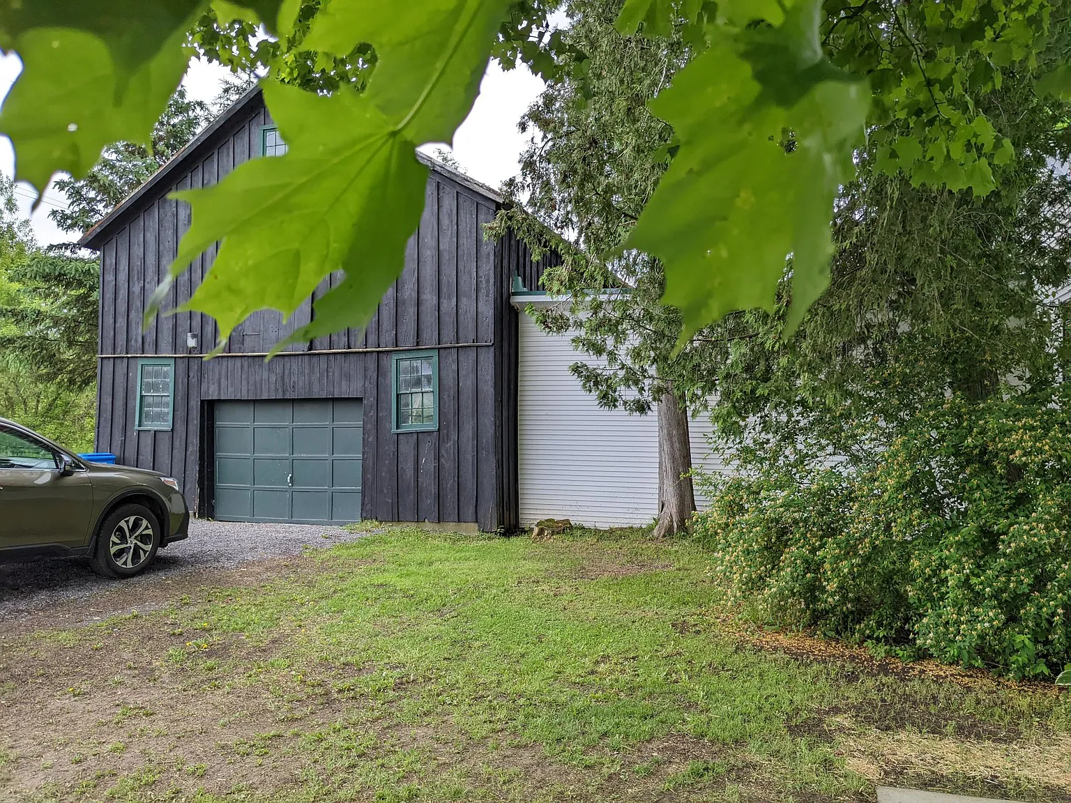3 bed, 1821 sqft, $2,200 — Photo 3