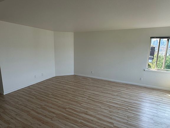 2nd image of 2026 Yale Ave E APT 401