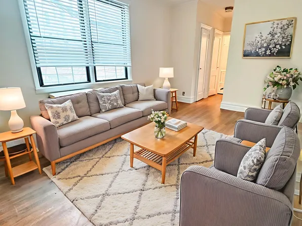 33-15 28th Avenue image 1 of 6