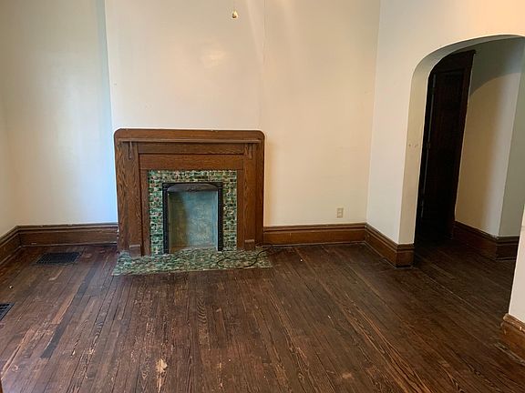 3rd image of 243 Richwood Ave
