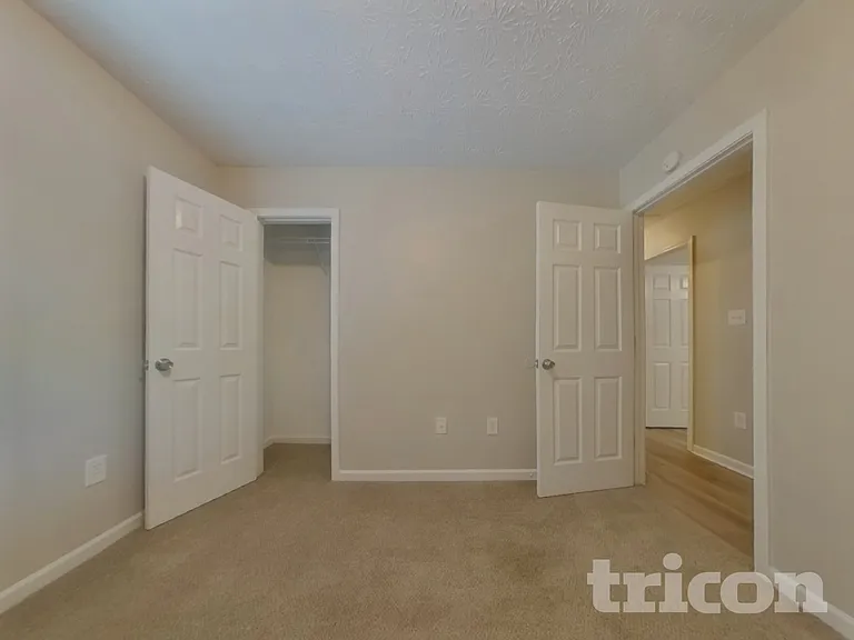 431 Bridgeport Pl — Photo 13