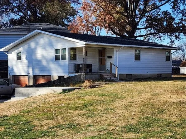 106 S Roosevelt St, Oblong, IL 62449