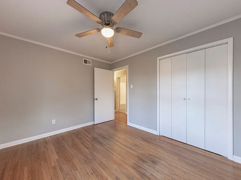 7207 L St #72207 — Photo 29