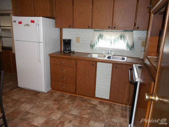 Plenty of Cupboards