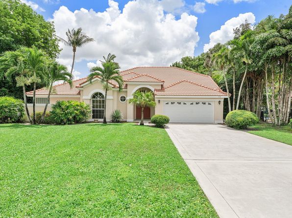 1248 Lake Breeze Dr