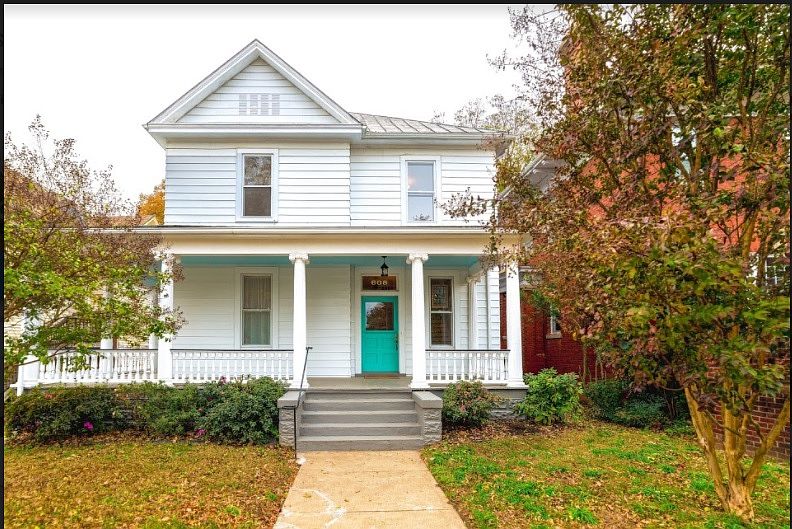 1st image of 608 Holbrook Ave