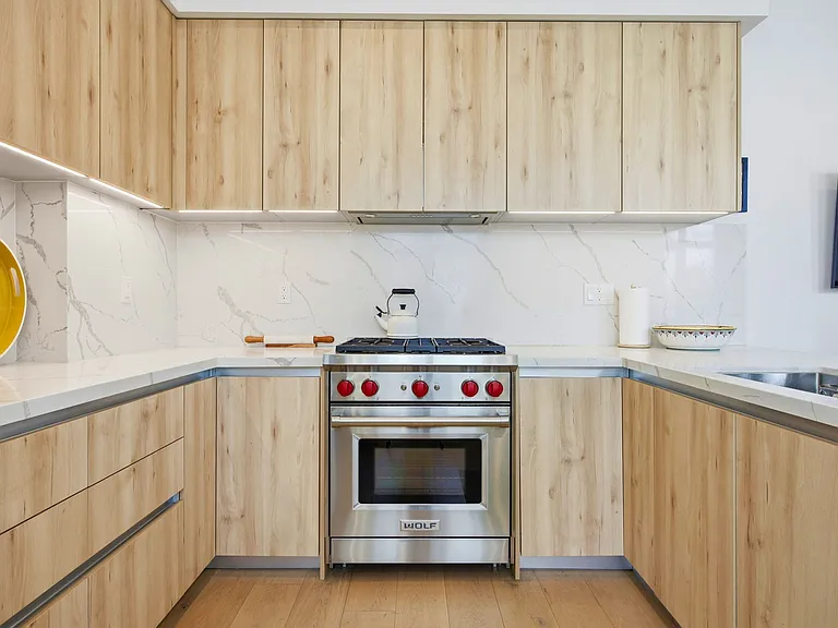 399 E Del Mar Blvd #103 — Photo 31