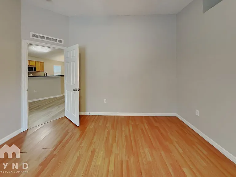 2073 Hayfield Way — Photo 12