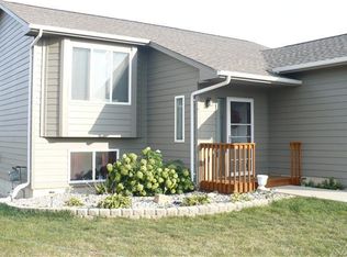 720 S Whitewood Ave, Sioux Falls, SD 57106