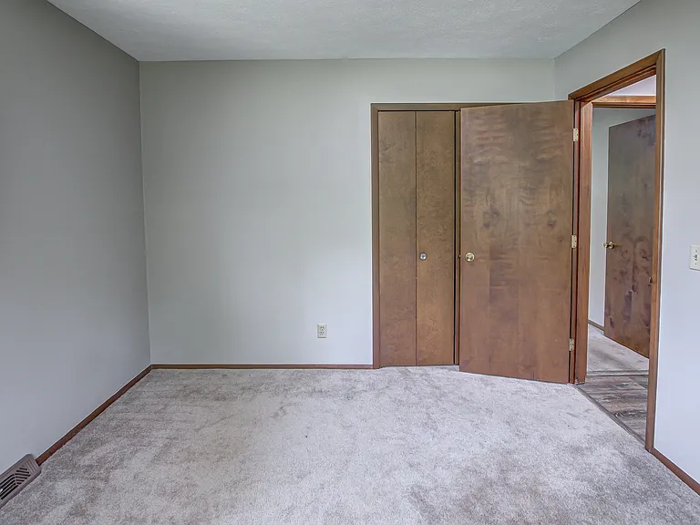 21002 Lunn Rd — Photo 12