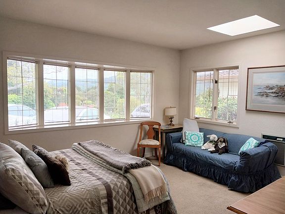 5th image of 25900 Rio Vista Dr #A
