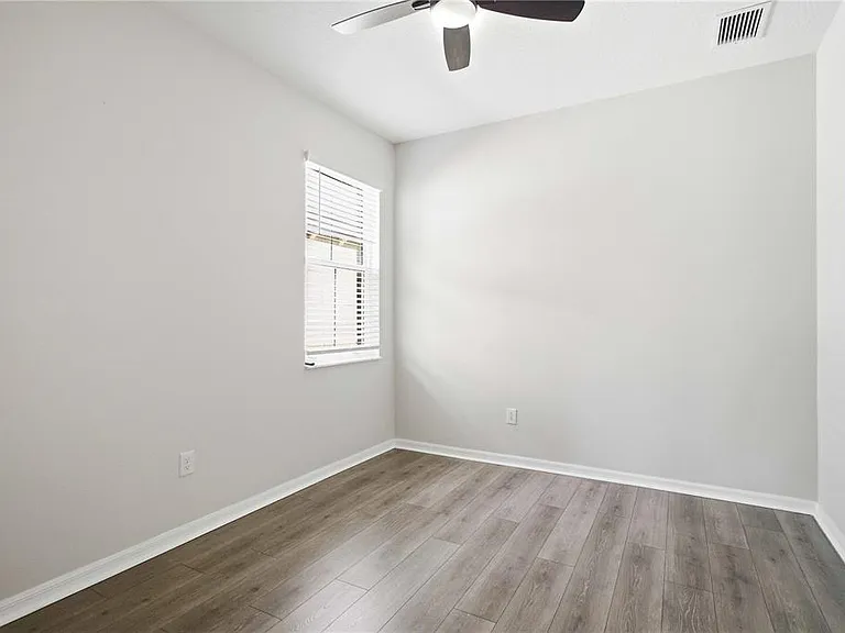 5918 Fiore Dr — Photo 25
