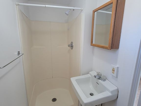 5th image of 2218 Walnut St #2