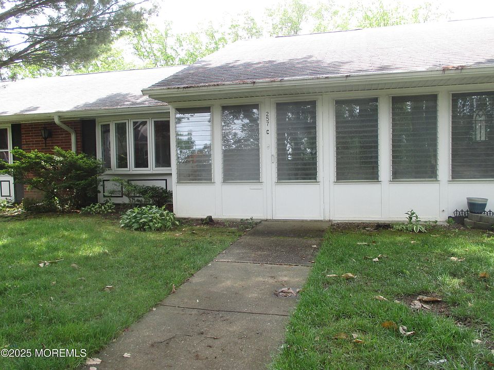 1st image of 257C Jefferson Court