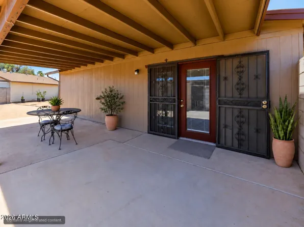 13822 N 47th Avenue, Glendale, AZ 85306
