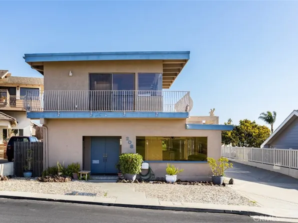 208 Los Bautismos Ln, San Clemente, CA 92672