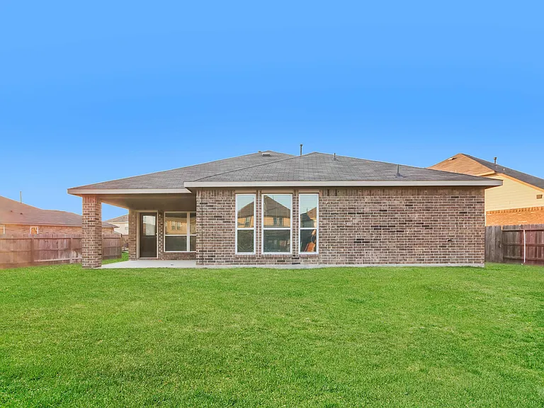 29651 Clover Shore Dr — Photo 5