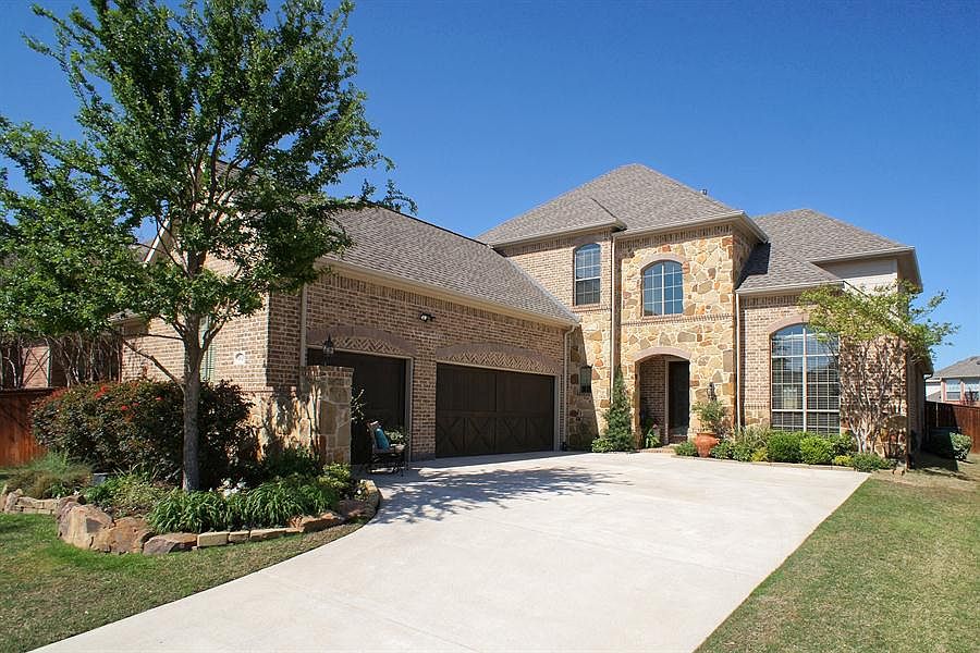 1st image of 8621 Jefferson Way