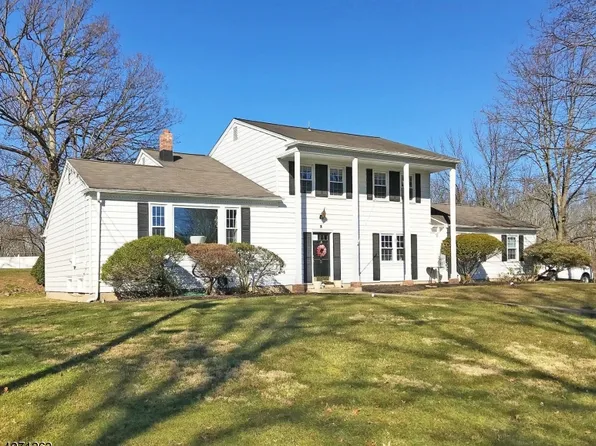 2 BISCAY DR, Parsippany-Troy Hills Twp., NJ 07054