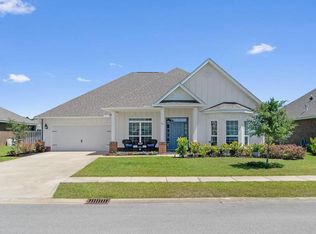 25 Norwich Rd, Freeport, FL 32439