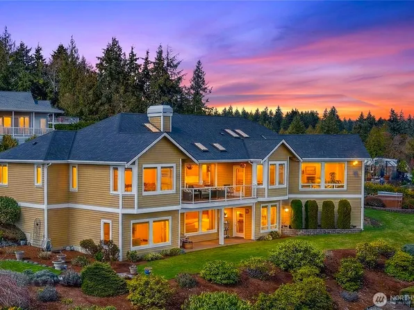 4621 Tanner View Drive, Clinton, WA 98236