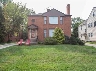 2332 Ashurst Rd, Cleveland, OH 44118