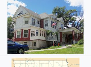 321 E 10th St #2, Davenport, IA 52803