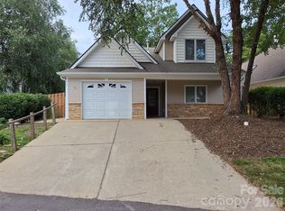 41 Beekeeper Trl, Swannanoa, NC 28778
