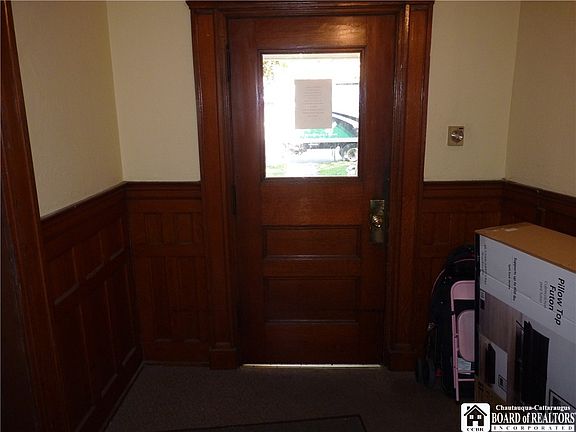 3rd image of 334 E 5th St