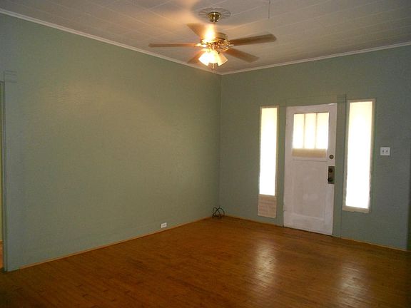 2nd image of 301 N Crocker St