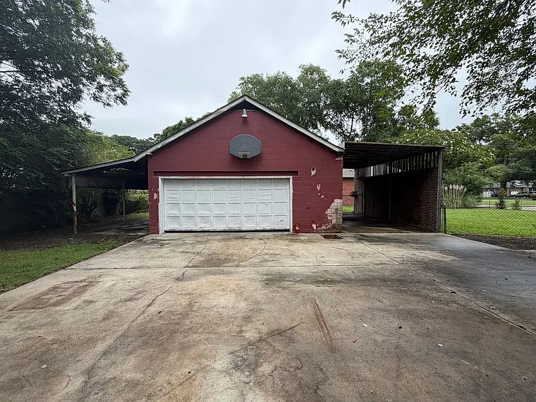 1221 Burlington Rd — Photo 20
