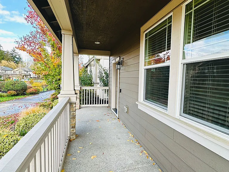 487 SW Aldea Ter — Photo 16
