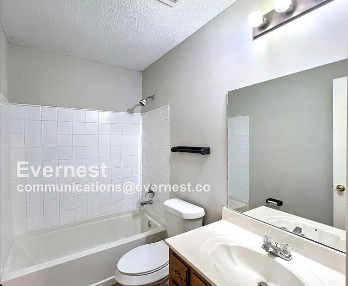 10157 Riggan Dr — Photo 15