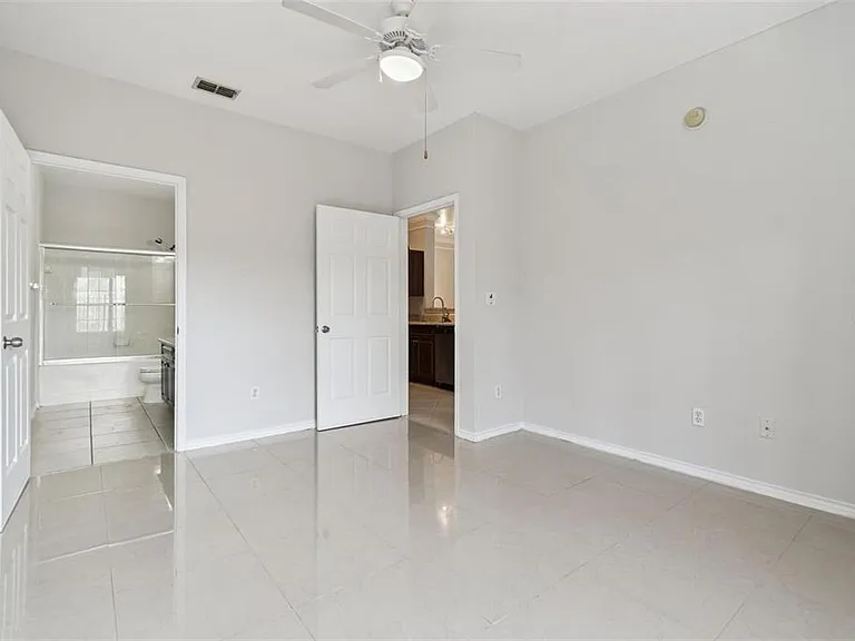 4304 Bayside Village Dr #103 — Photo 9