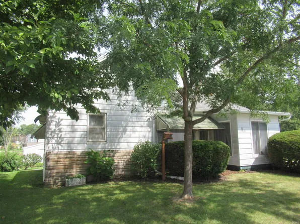 512 Vine St, Columbia City, IN 46725