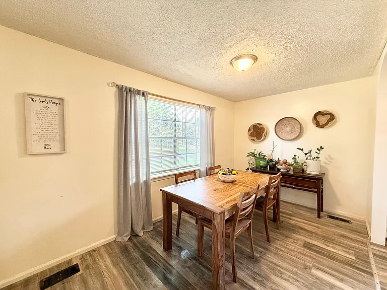 540 Harlem Ave — Photo 4
