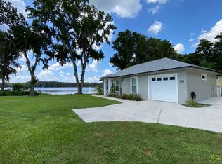 125A Lake Hobbs Rd, Lutz, FL 33548