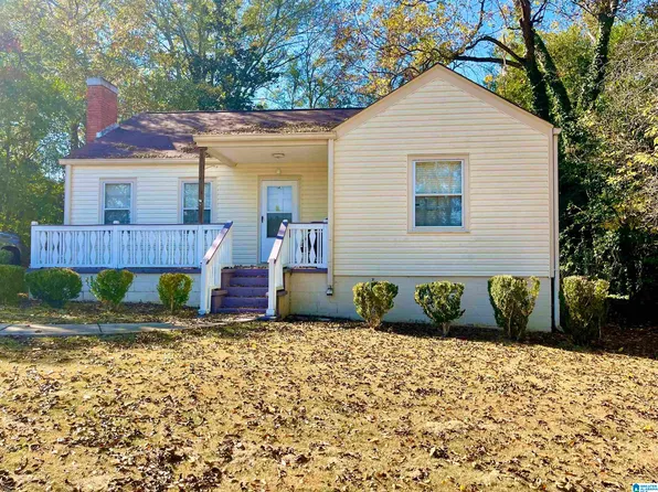 719 Cherokee St, Talladega, AL 35160