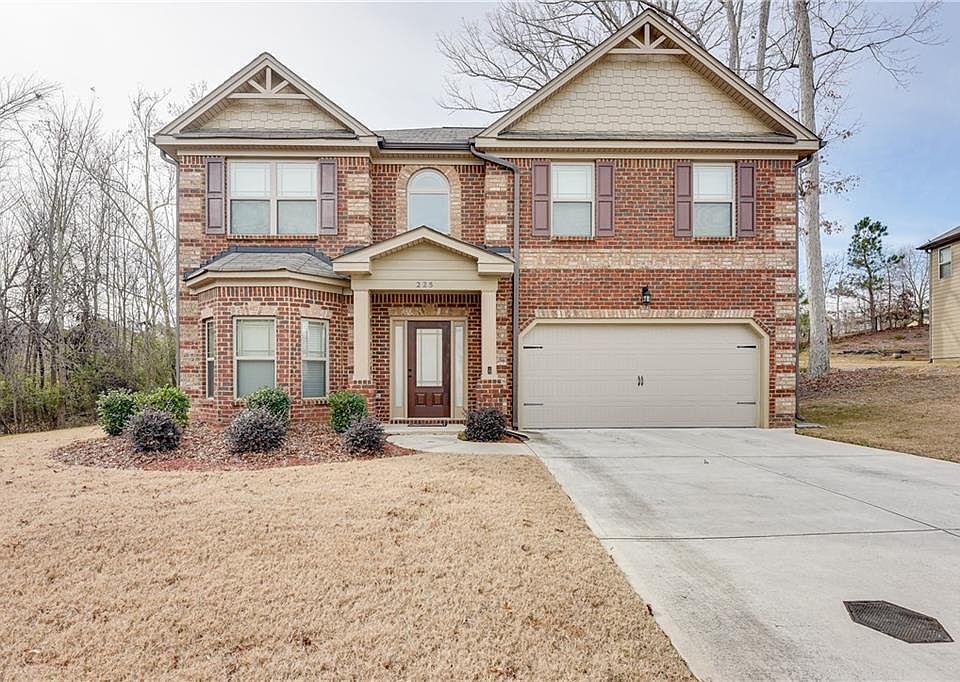 1st image of 225 Traditions Dr