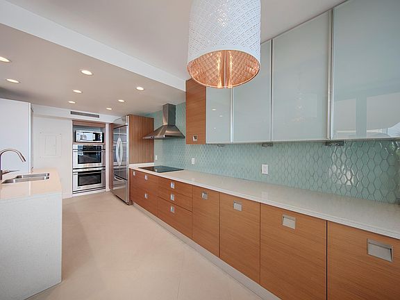 5th image of 12000 N Bayshore Dr APT 305