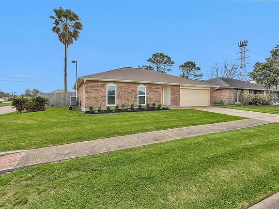 3rd image of 8422 Oakhaven Rd