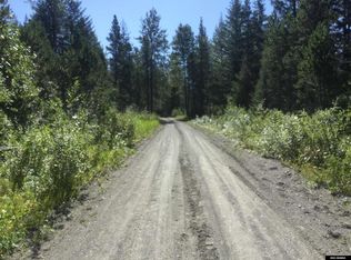 2 Trails End, Gustavus, AK 99826