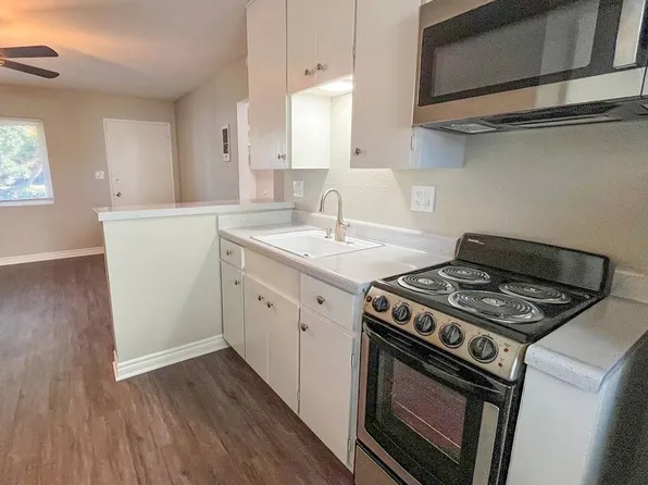 1058 Roewill Dr #9, San Jose, CA 95117