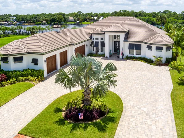 217 SE Fiore Bello, Port St Lucie, FL 34952
