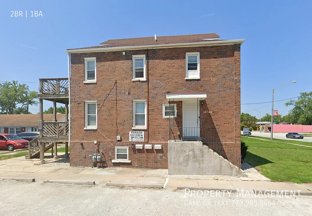 2 bed, 1.0 bath, $1,400 — Photo 1