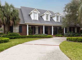 290 Plantation Hill Rd, Gulf Breeze, FL 32561